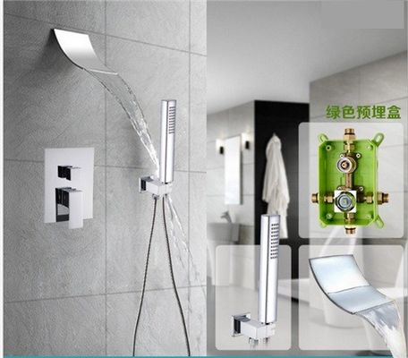 Cina Faucet Air Terjun Hemat Air Terjun, Faucet Shower Set Dengan Semprotan Shower Tangan pemasok
